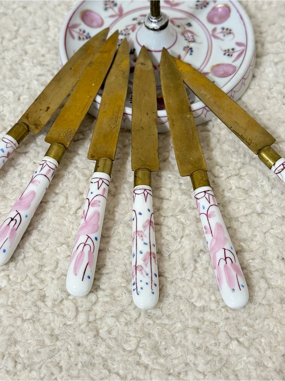 Antique Stahl Bronce Victorian Porcelain & Brass Fruit Dessert Knife Set Caddy